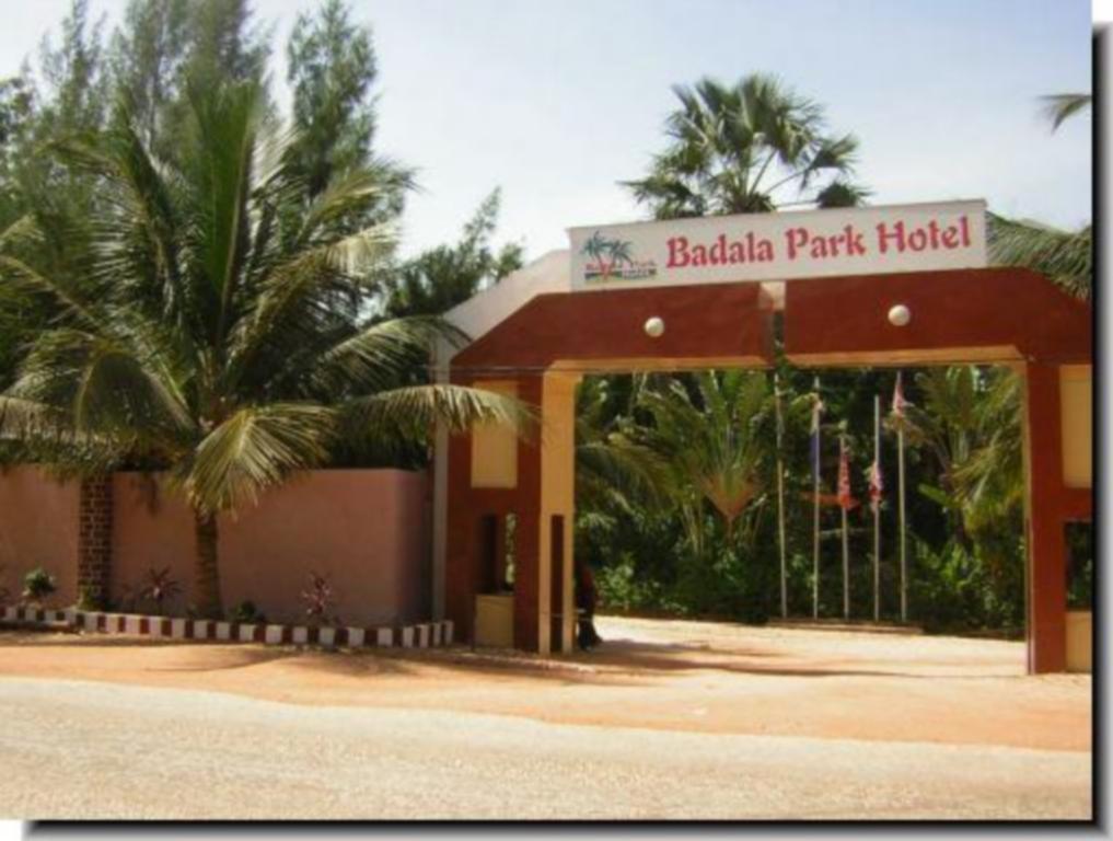 Badala Park Hotel Kotu Exterior foto